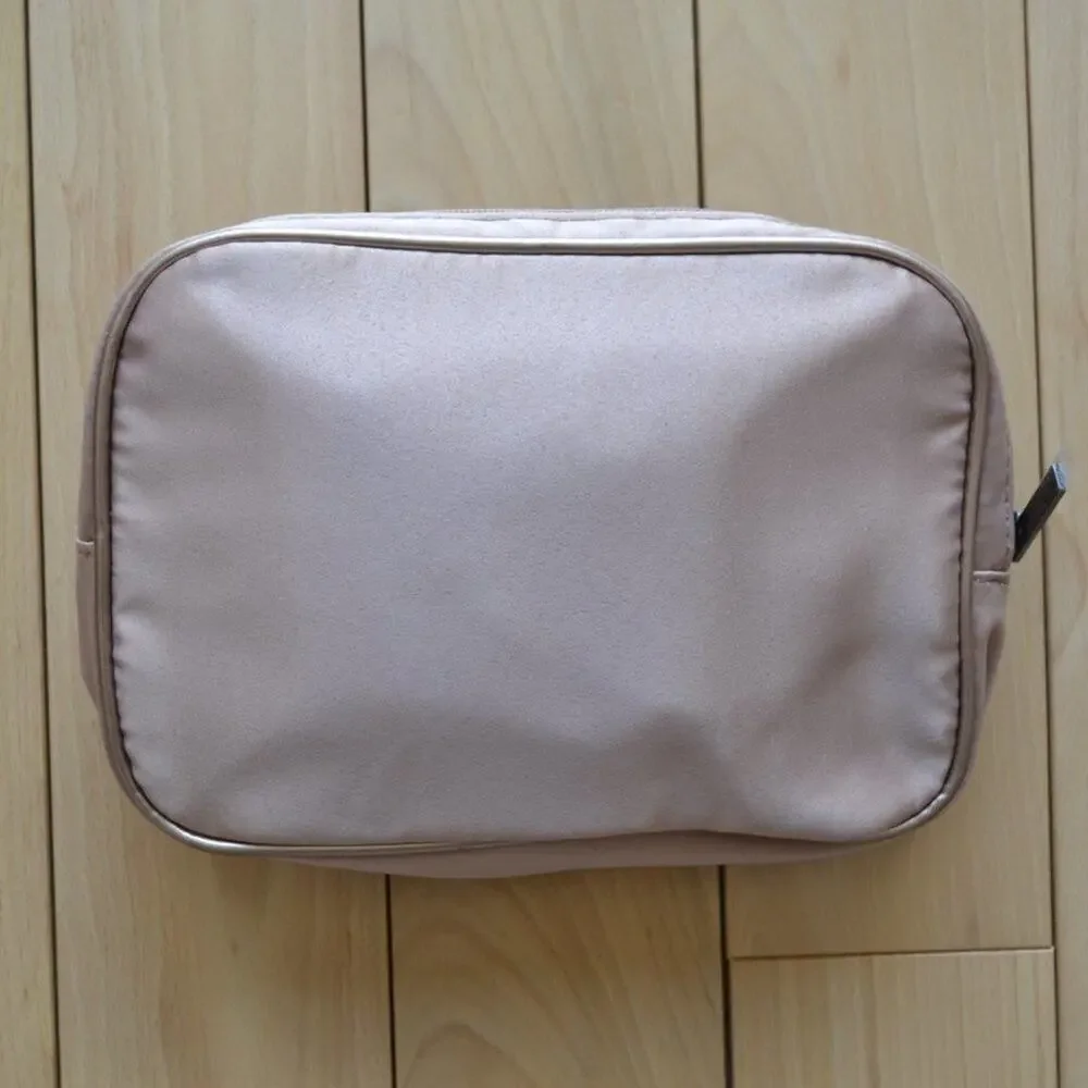 NWOT Giorgio Armani Make Up Bag Cosmetic Case